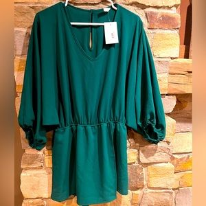 Noelle V-Neck Dolman Romper/ Medium/ Hunter Green/ New with tags